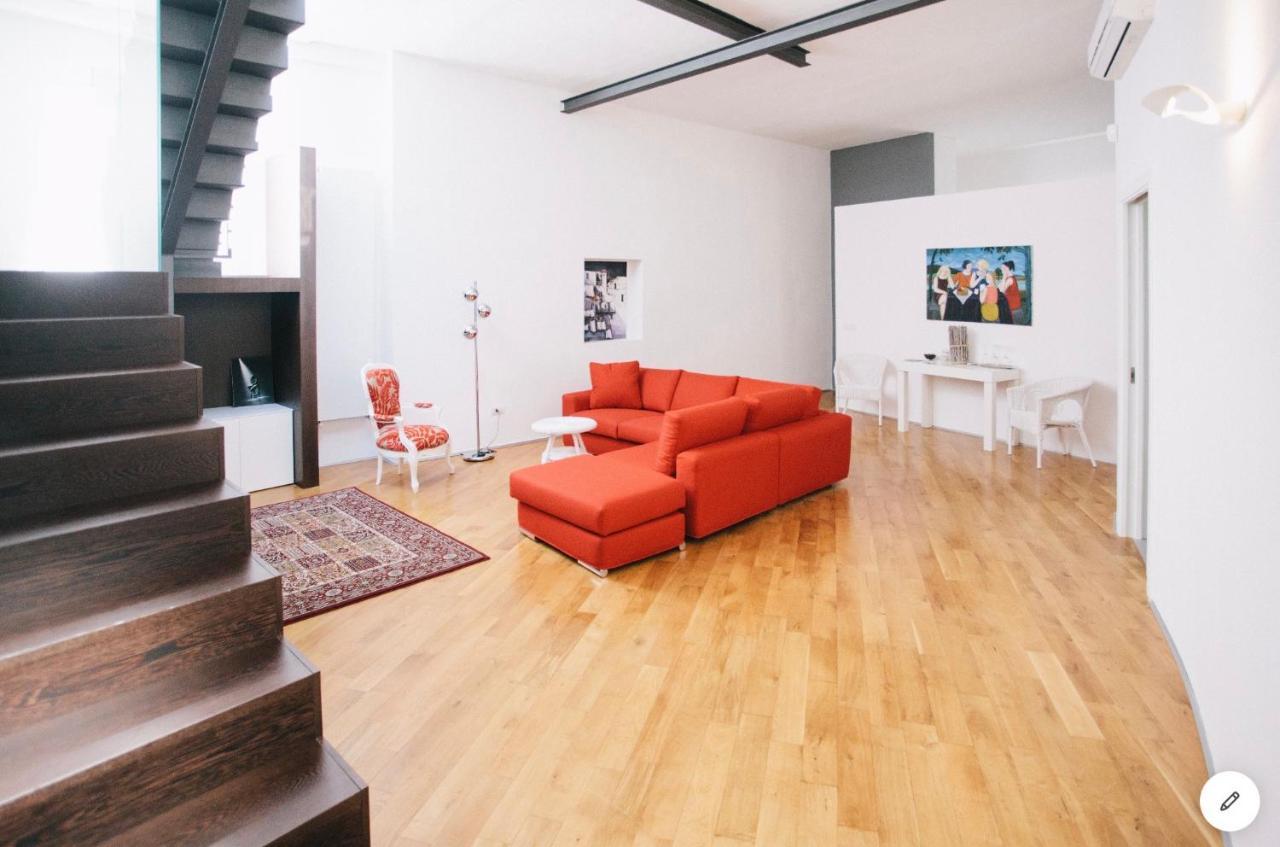 Bijoux Luxury Apartment In Old Town Bari Bagian luar foto