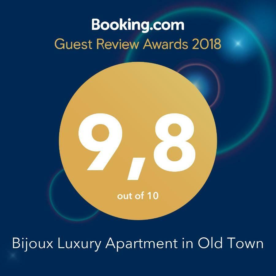 Bijoux Luxury Apartment In Old Town Bari Bagian luar foto